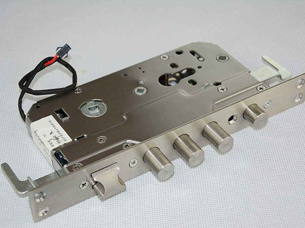 兴宾24小时上门开锁公司