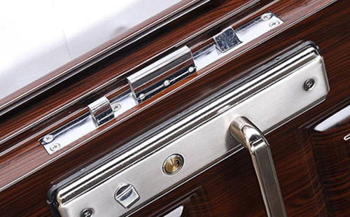 兴宾24小时上门开锁公司