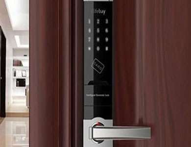 兴宾24小时上门开锁公司